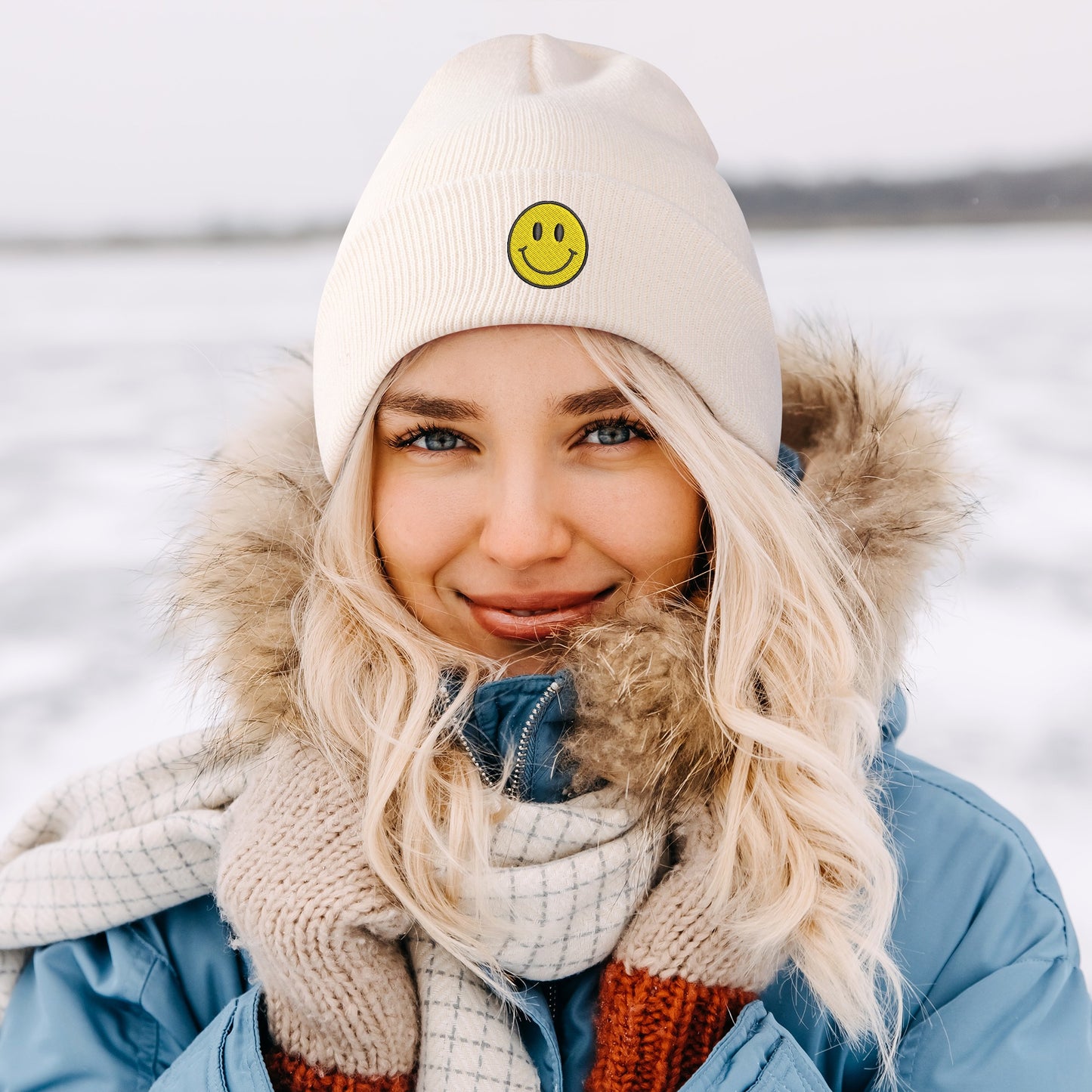 SMILEY EMBROIDERED HAT