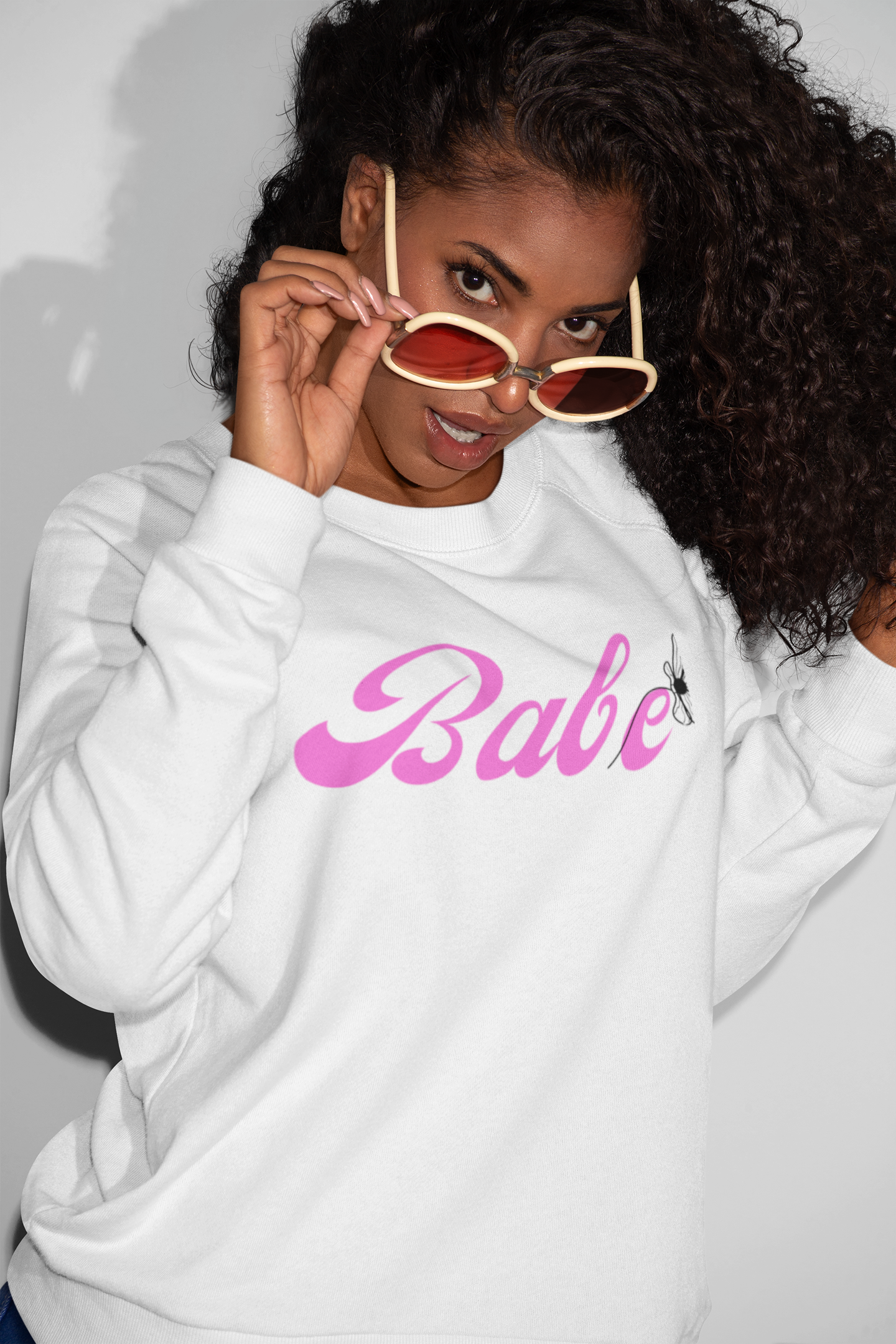 BABE CREWNECK