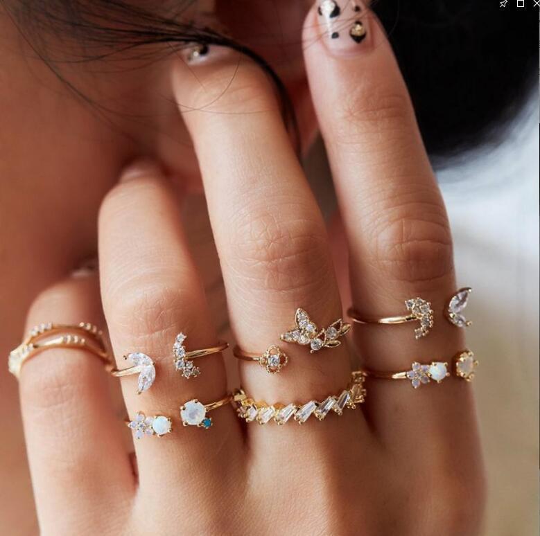 Retro crescent crystal knuckle ring sets